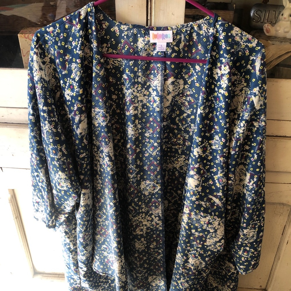 LuLaRoe Blue/Green Lindsay Kimono Size Large